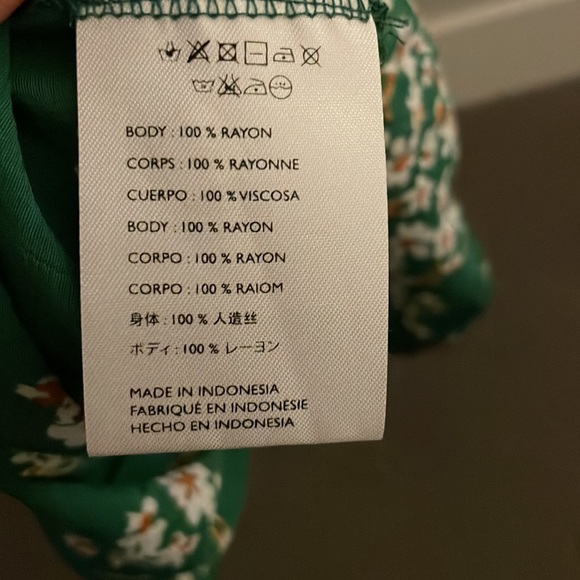 Faithfull the brand mini wrap dress ruffled sleeve - Picture 2 of 3